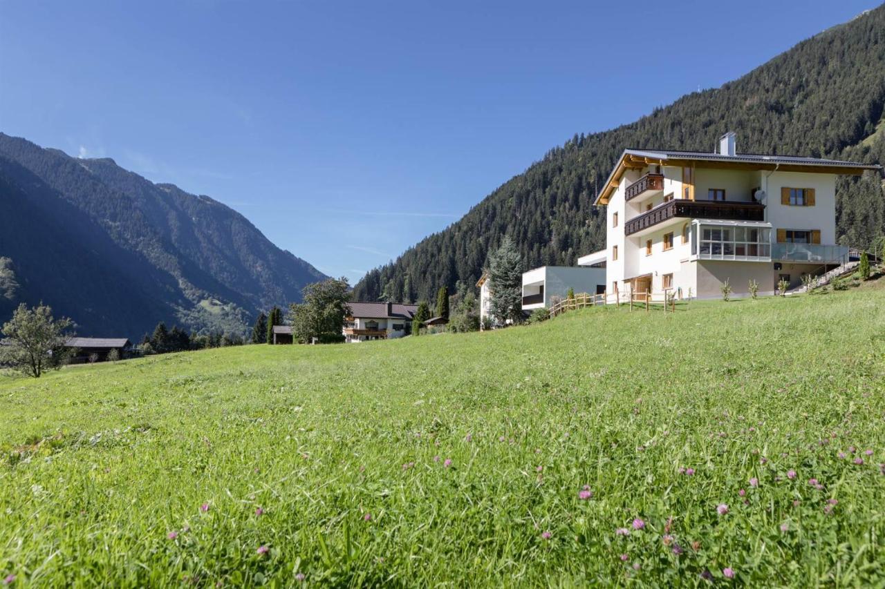 Gaestehaus Laurin Sankt Gallenkirch Exterior photo